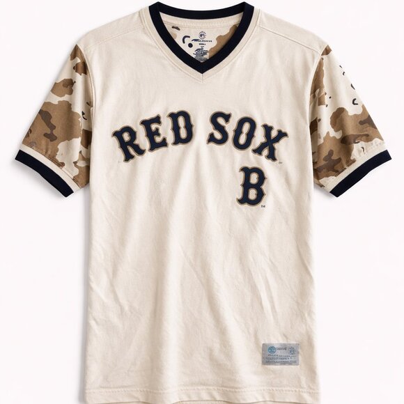 Boston Red Sox Cream Camo V-Neck Tee Shirt Small | Genuine Merchandise - Picture 2 of 3